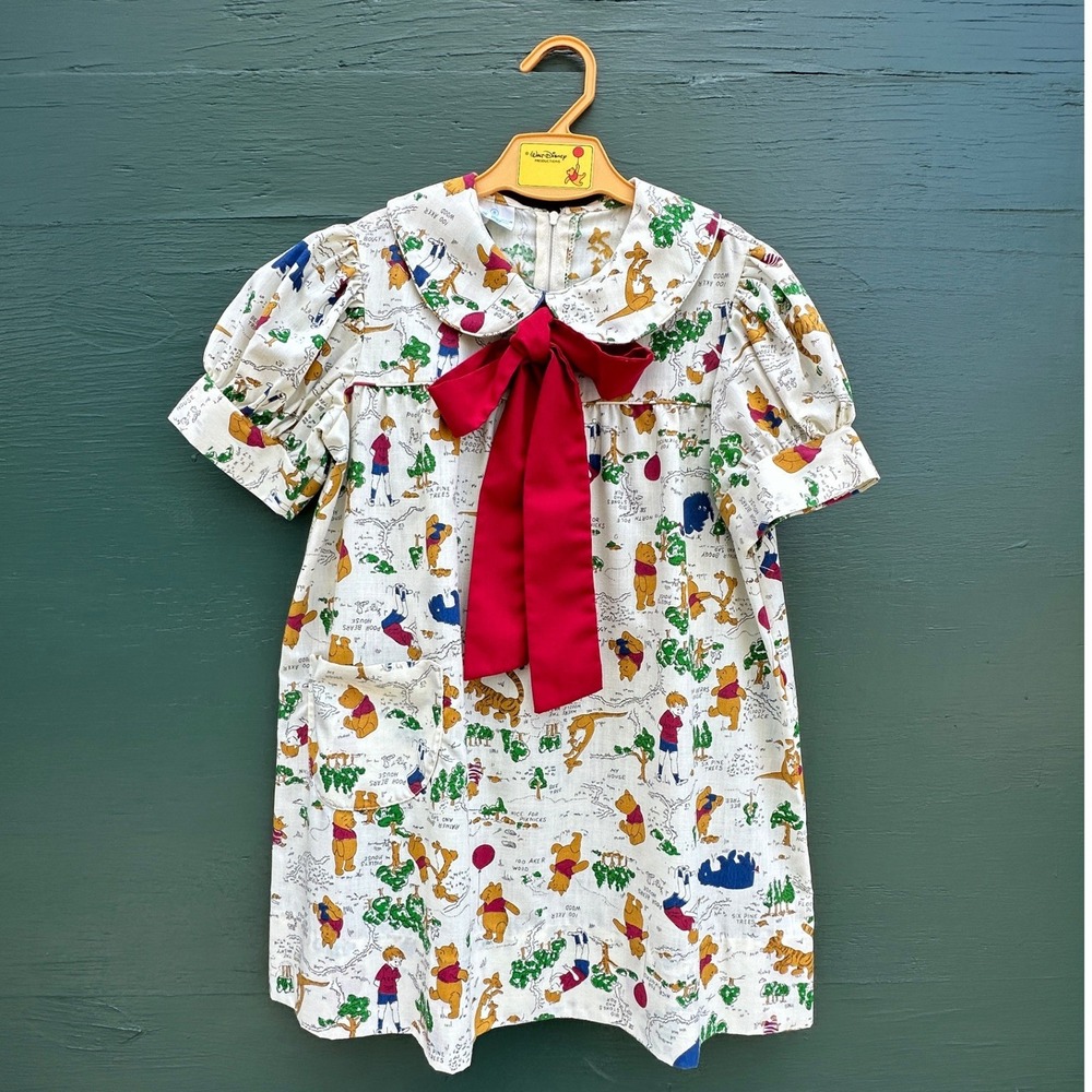 Vintage Winnie the Pooh Storybook Print Dress Cottage Red Bow Puff Sleeve Size 8